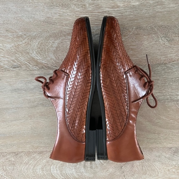 Trotters, Lizzie Derby, Flat Oxford Shoes - Picture 12 of 15